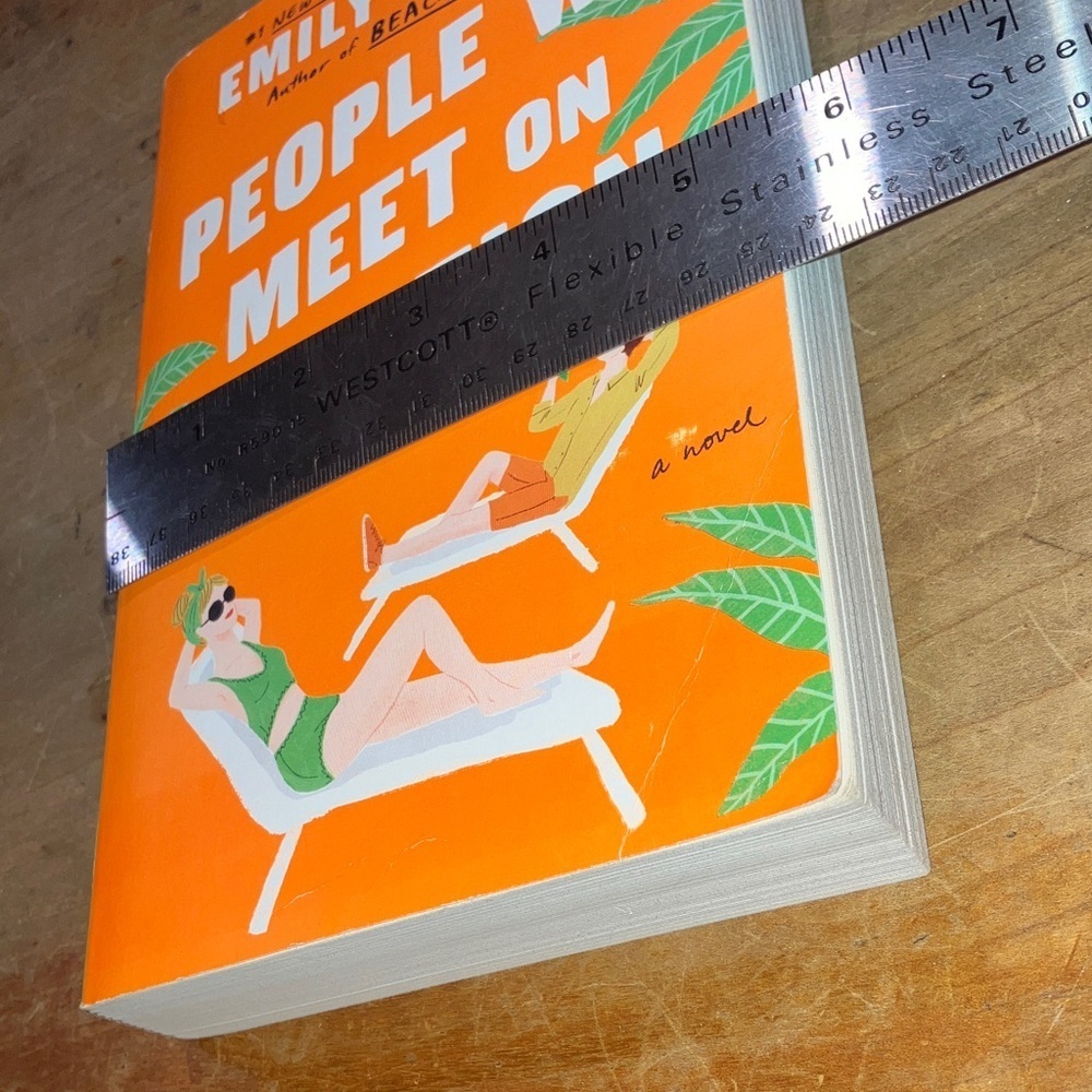 Emily Henry's : People We Meet on Vacation : softcover Book - Picture 8 of 15